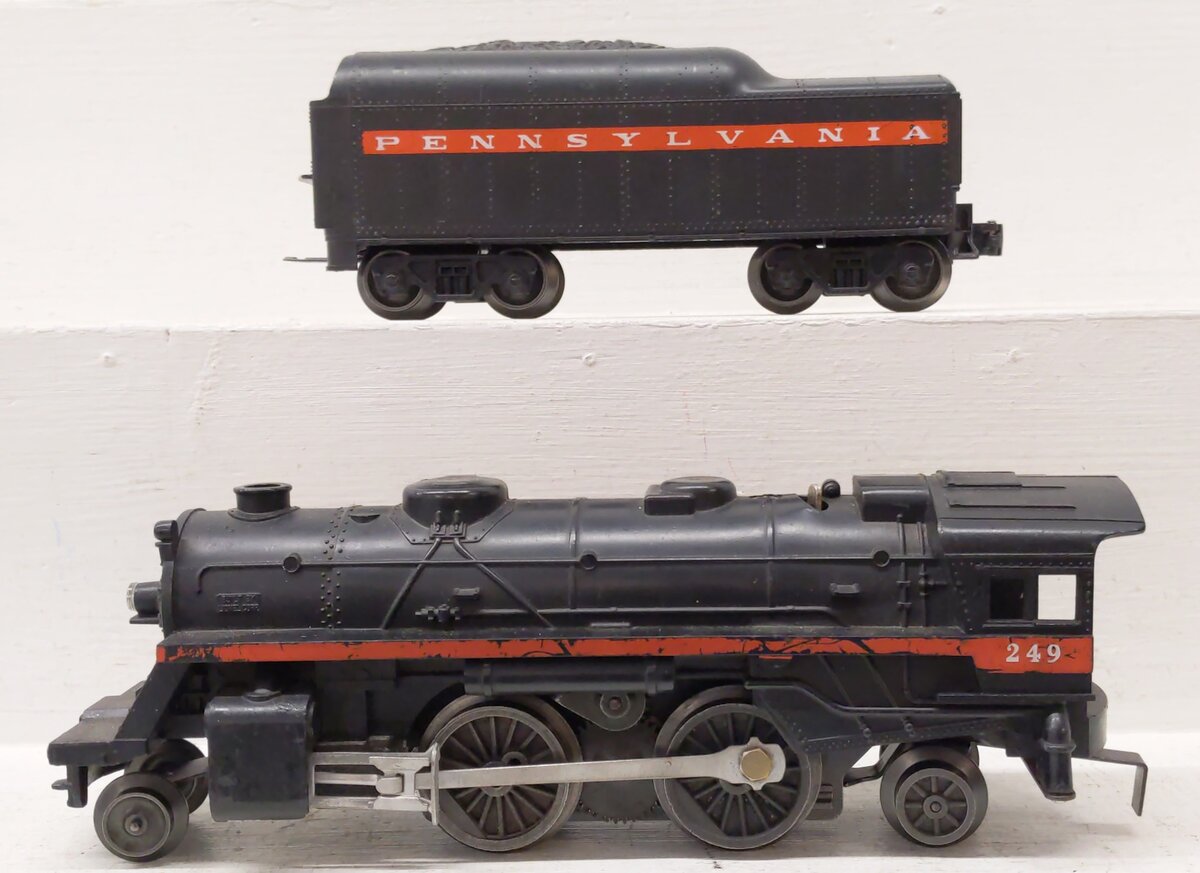 Lionel 249 Vintage O Gauge Postwar 2-4-2 Steam Locomotive w/ 250T Tender VG
