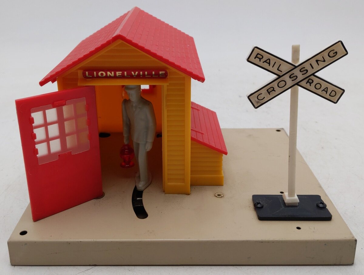 Lionel 6-12713 Operating Automatic Illuminated Gateman EX