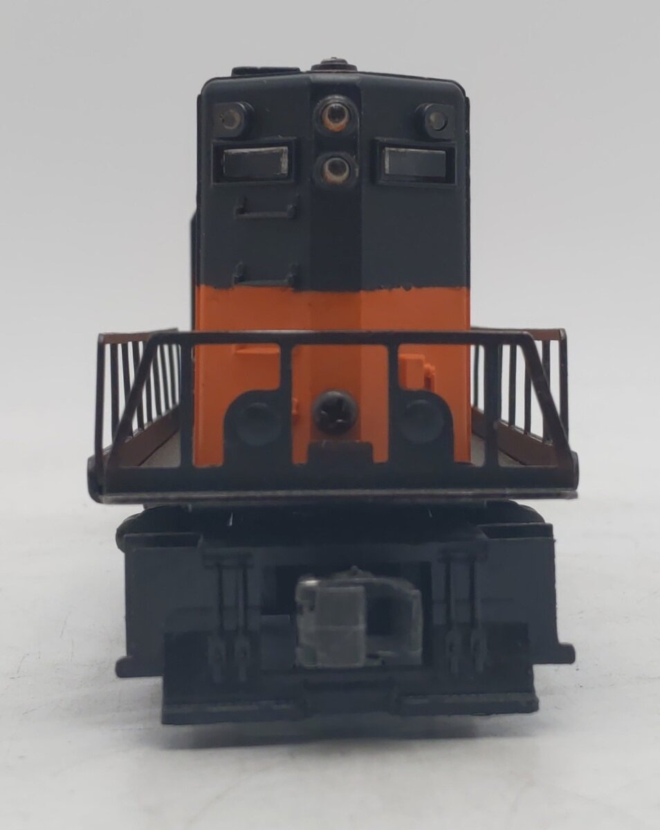 Lionel 2338 Vintage O Gauge Milwaukee Road Powered GP-7 Diesel Locomotive EX/Box