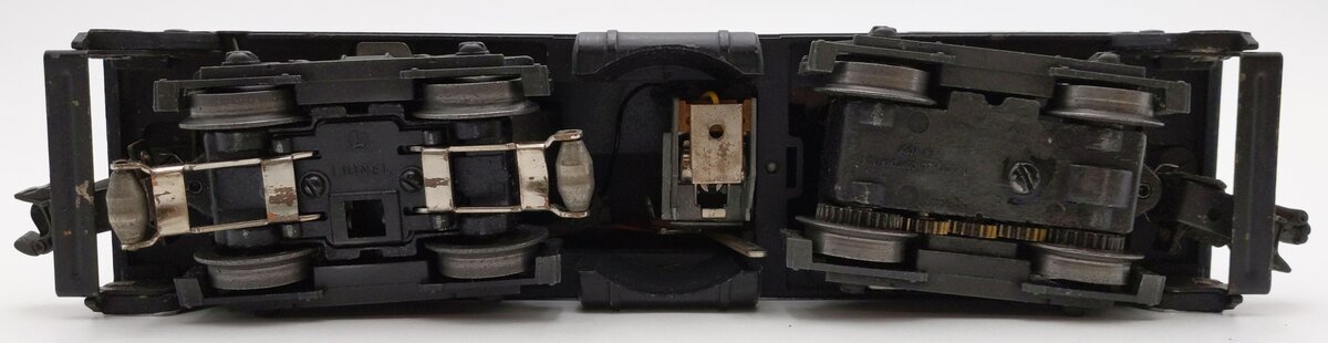 Lionel 6220 Vintage O Gauge AT&SF GM NW-2 Switcher with Bell VG/Box