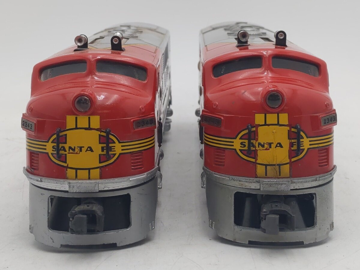 Lionel 2343 Vintage O Gauge Santa Fe F3 AA Diesel Locomotive Set VG/Box