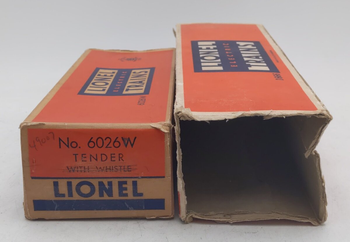 Lionel 1666 Vintage O 2-6-2 Diecast Steam Locomotive & Tender EX/Box