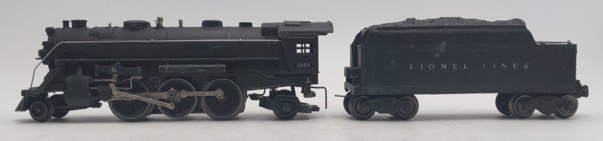 Lionel 1666 Vintage O 2-6-2 Diecast Steam Locomotive & Tender VG