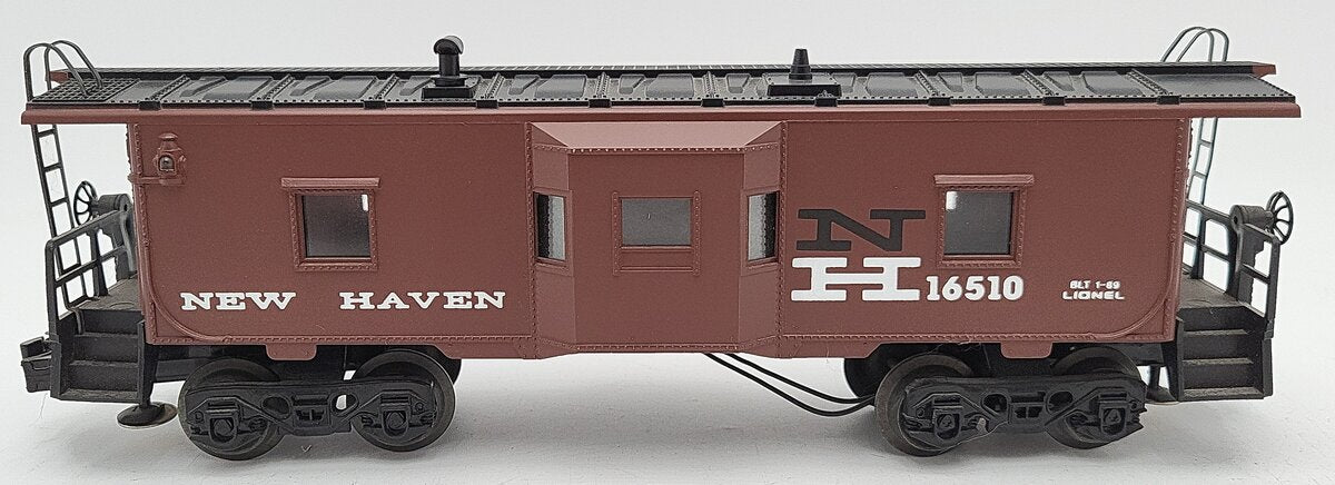 Lionel 6-16510 O New Haven Bay Window Caboose with Lighted Interior #16510 EX