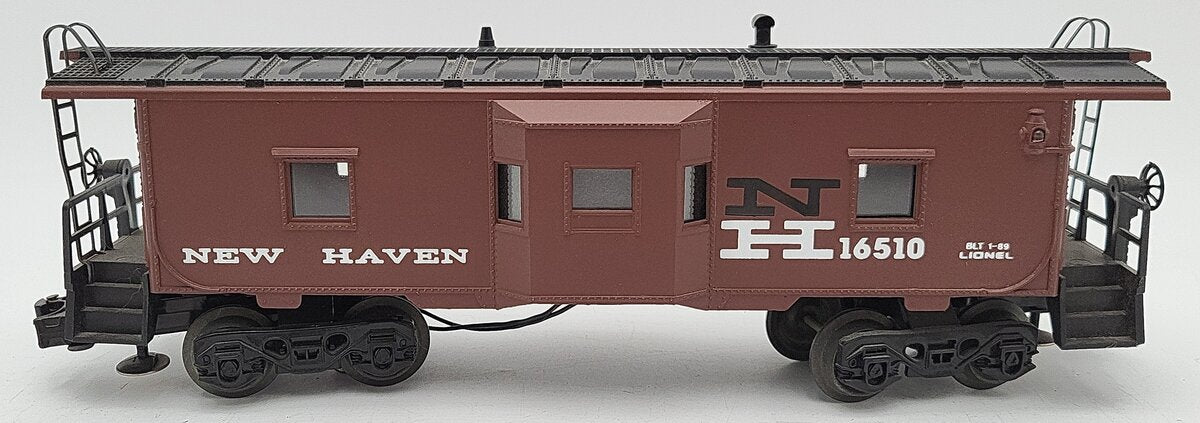 Lionel 6-16510 O New Haven Bay Window Caboose with Lighted Interior #16510 EX