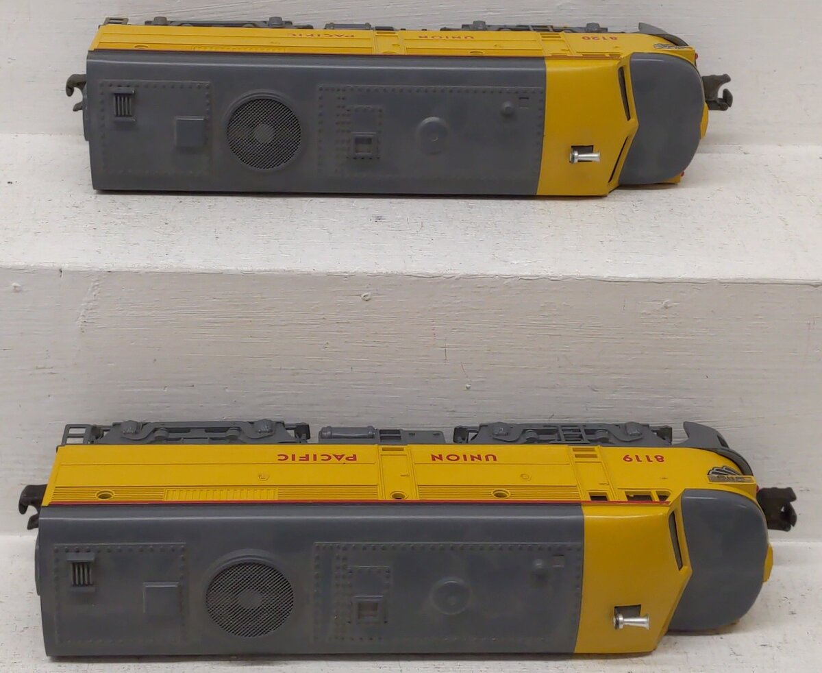Lionel 6-18119 O Gauge Union Pacific FA-2 Alco AA Diesel Engine Set #8119/8120 VG