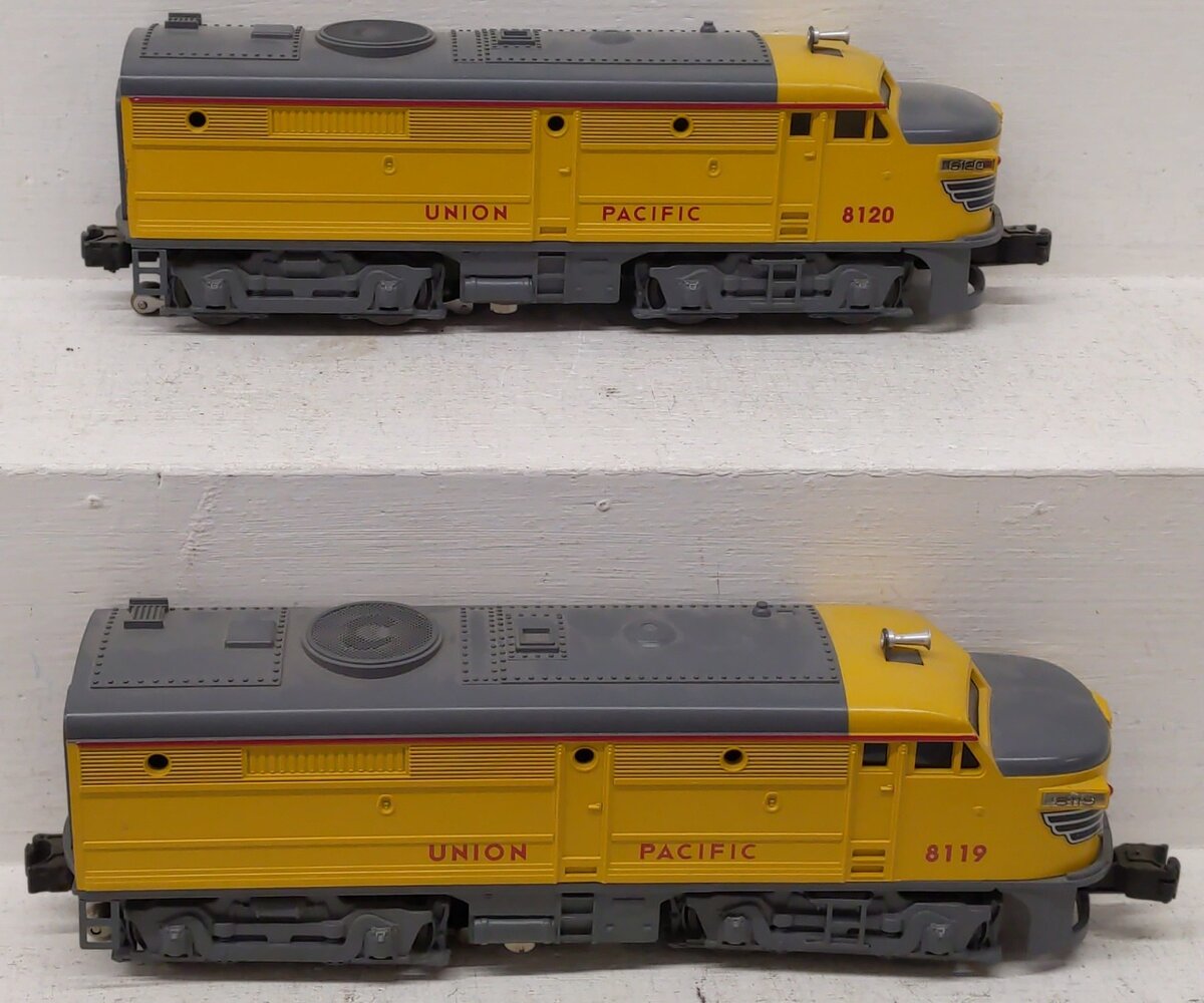 Lionel 6-18119 O Gauge Union Pacific FA-2 Alco AA Diesel Engine Set #8119/8120 VG