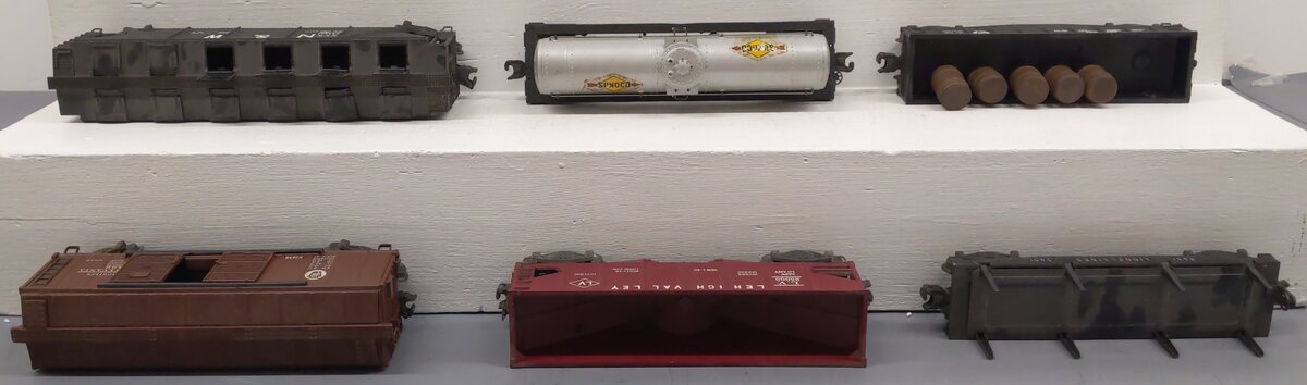 Lionel O Gauge Vintage Freight Cars #2555,347000,61100,25000,3451,644625 [6] VG