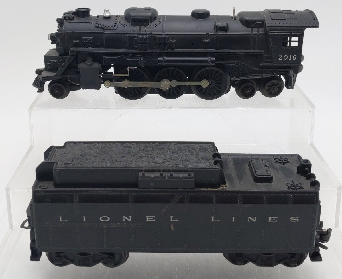 Lionel 2016 Vintage O 2-6-4 Diecast Steam Locomotive with Tender VG