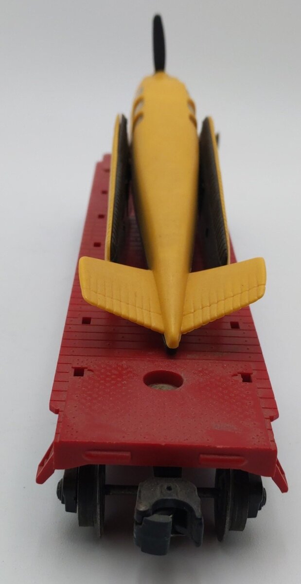 Lionel 6800 Vintage O Flatcar with Yellow over Black Airplane VG