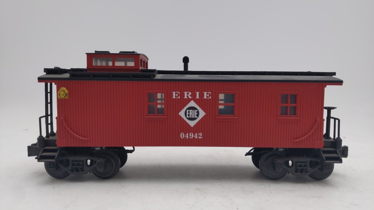 MTH 30-7706 O Erie Semi-Scale Caboose #04942 EX/Box