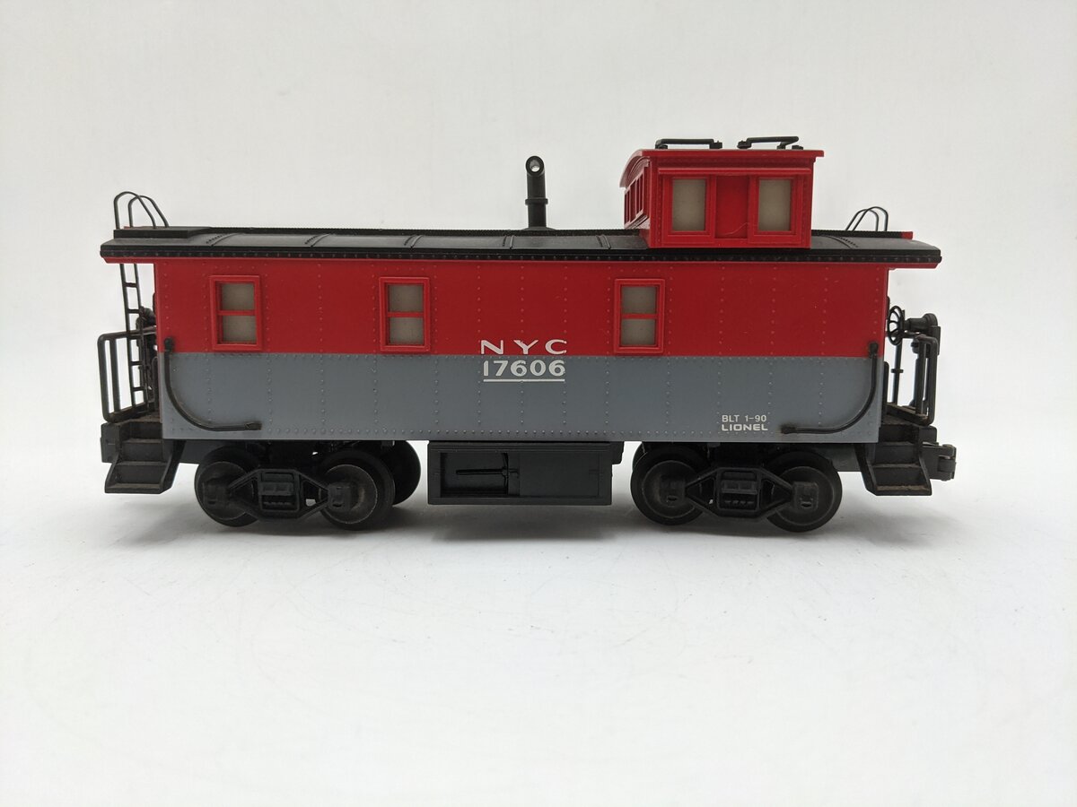 Lionel 6-17606 O Gauge New York Central Illuminated Caboose w/ Smoke EX