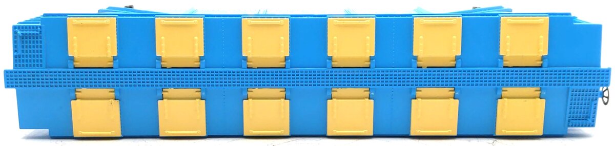 Menards 279-5271 Alberta Covered Hopper Car #5673 LN/Box