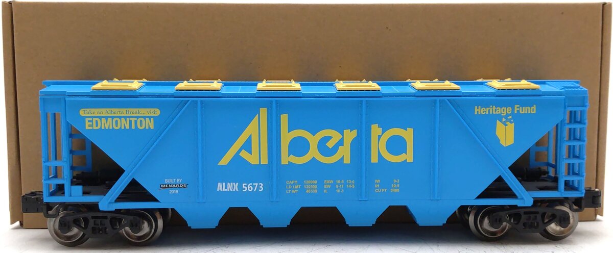 Menards 279-5271 Alberta Covered Hopper Car #5673 LN/Box