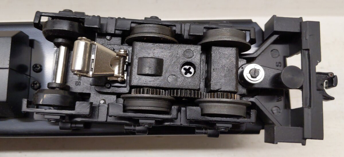 Williams O Gauge U33c Milwaukee Road Powered Locomotive #5653 EX/Box