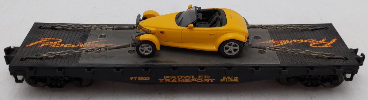 Lionel 6-17522 O Gauge Flatcar with Plymouth Prowler #9823 EX