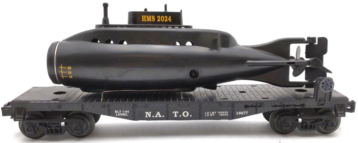 Lionel 6-16677 O Gauge NATO Flatcar with Royal Navy Submarine EX