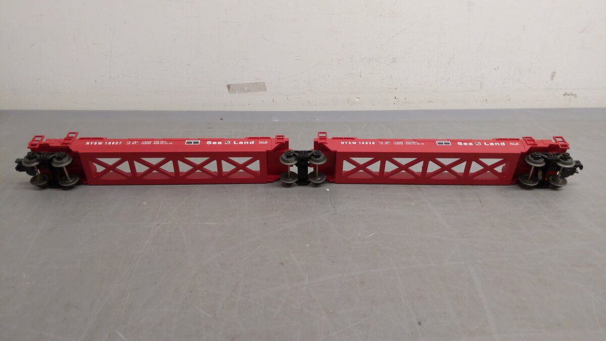 Lionel 6-16322 O Gauge TTUX Flatcar with 4 Sealand Trailers EX/Box