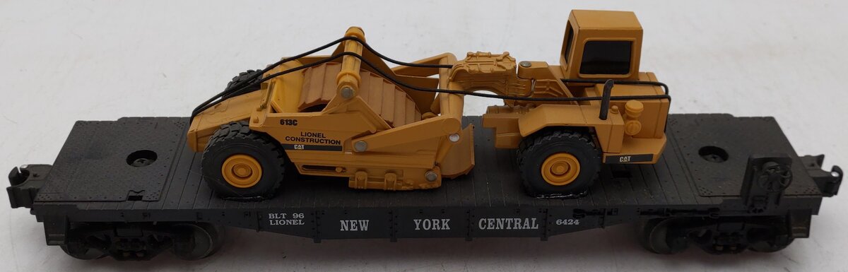 Lionel 6-16954 O Gauge New York Central Flatcar with ERTL Scraper #6424 VG