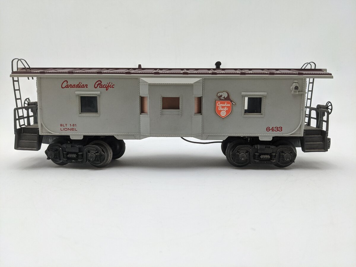 Lionel 6-6433 O Gauge Canadian Pacific Bay Window Caboose EX