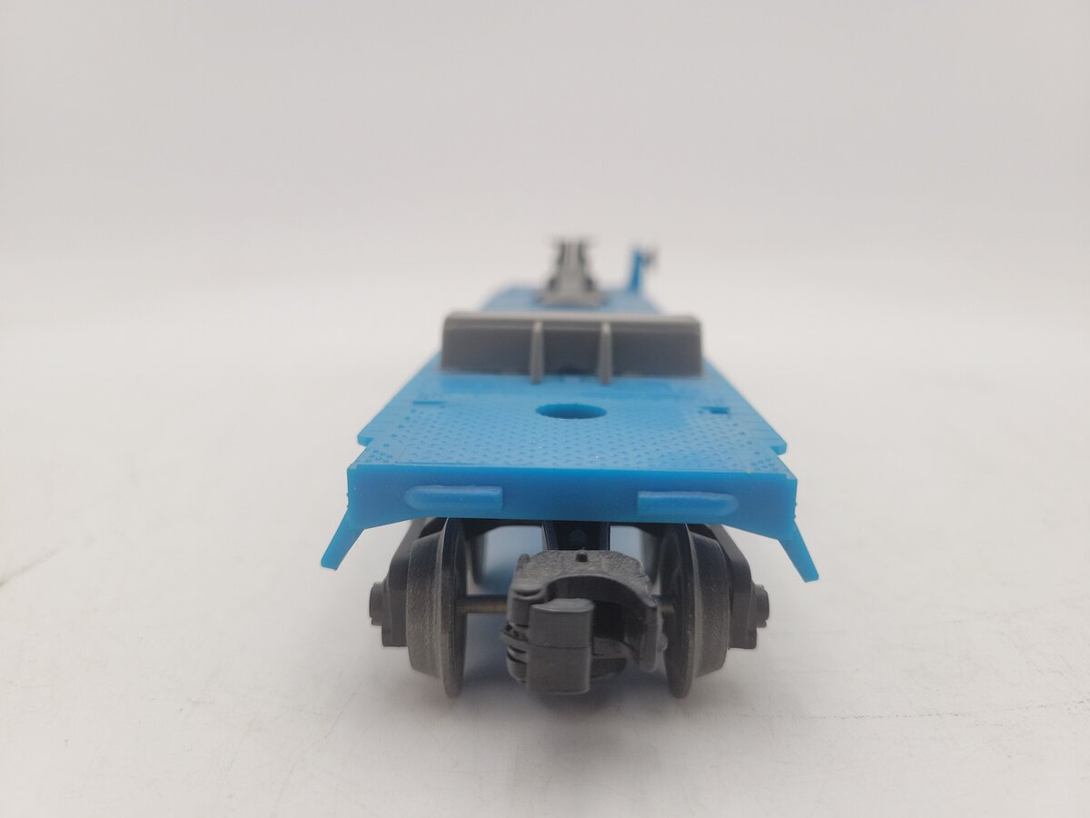 Lionel 6-16923 O Gauge Lionel Lines Flatcar with Gray Chocks EX