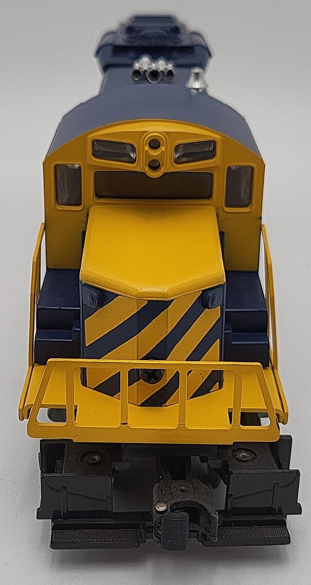 Lionel 6-8072 O Virginian SD18 Non-Powered Dummy Diesel Locomotive EX
