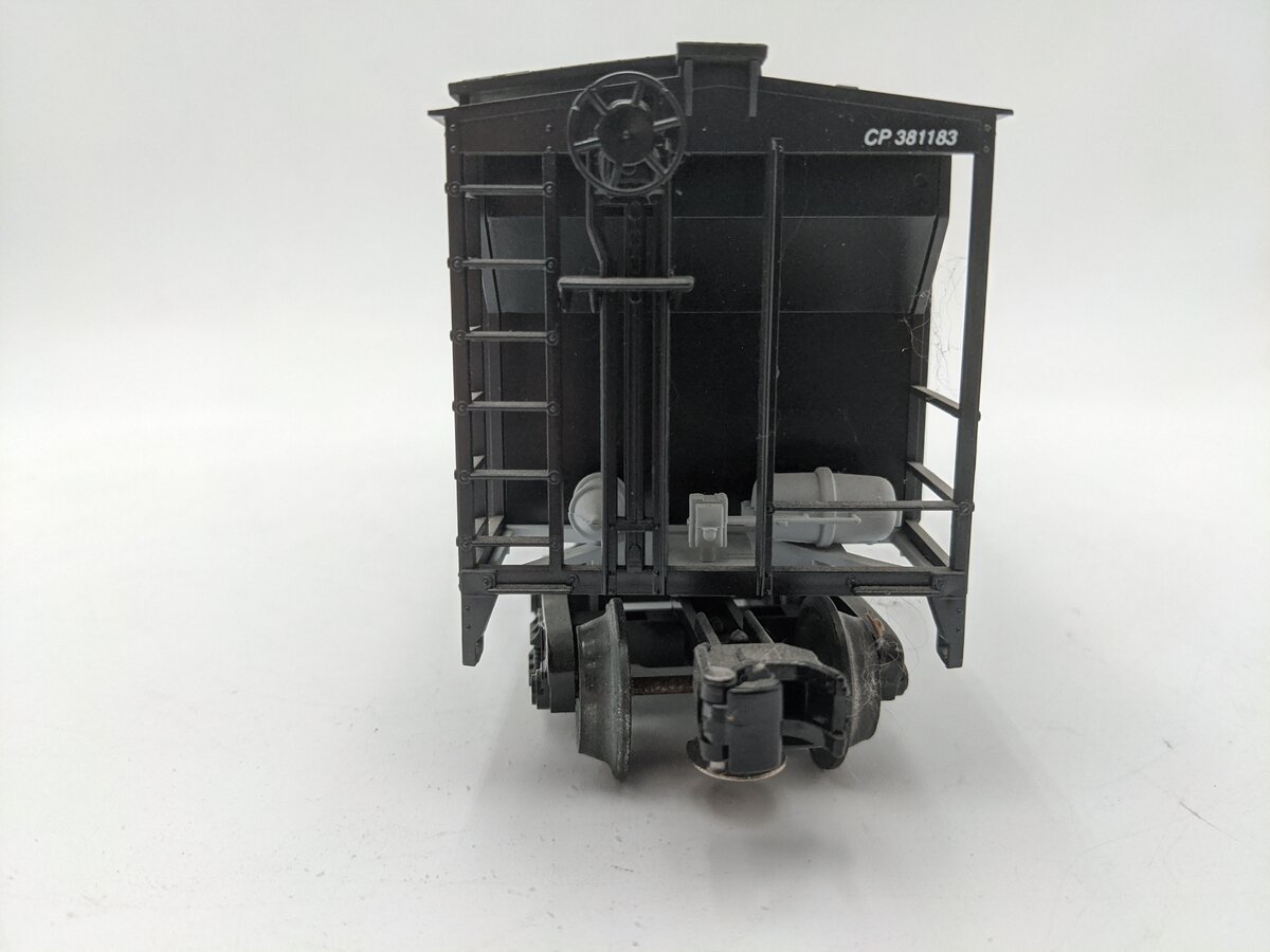 Williams 47620 O CP Rail Quad Hopper #381183 VG