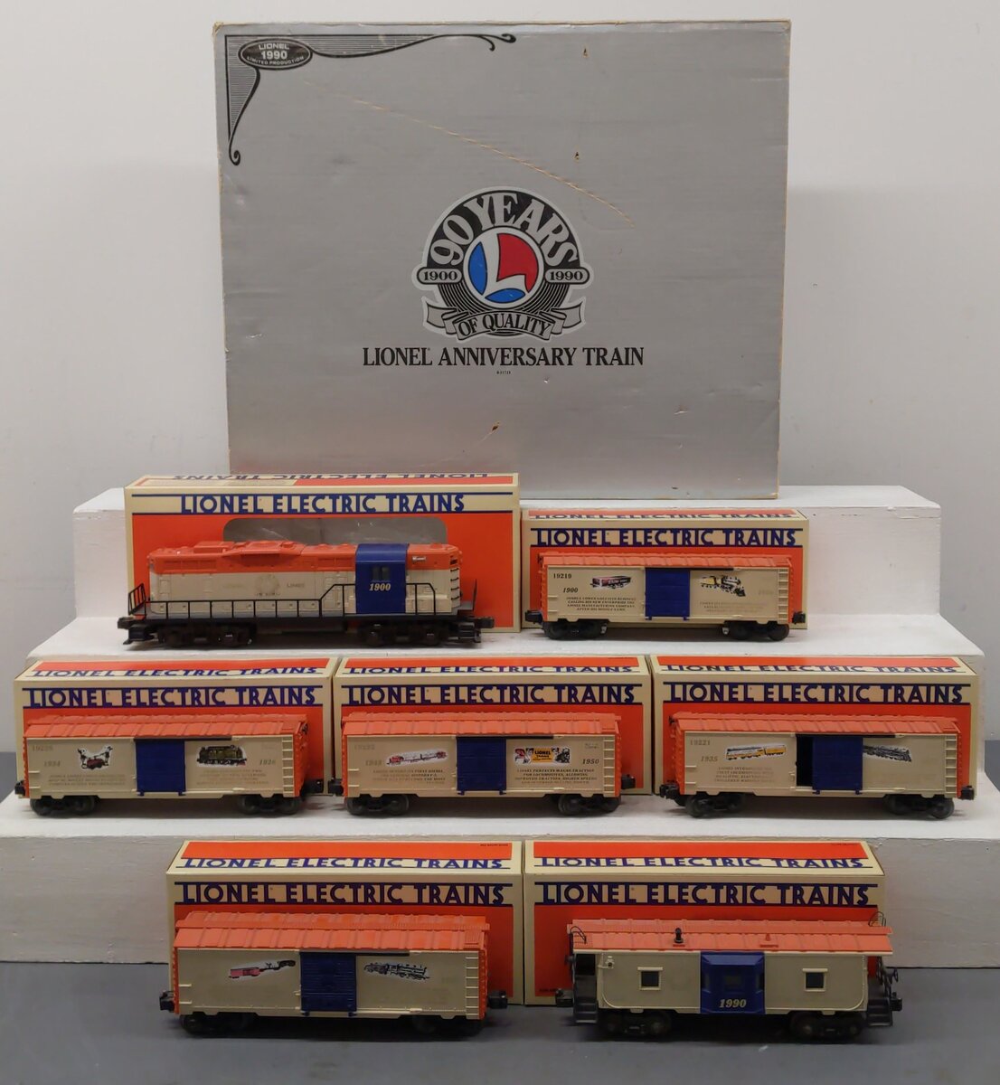 Lionel 6-11715 O Gauge 90th Anniversary Diesel Train Set with Railsounds VG/Box