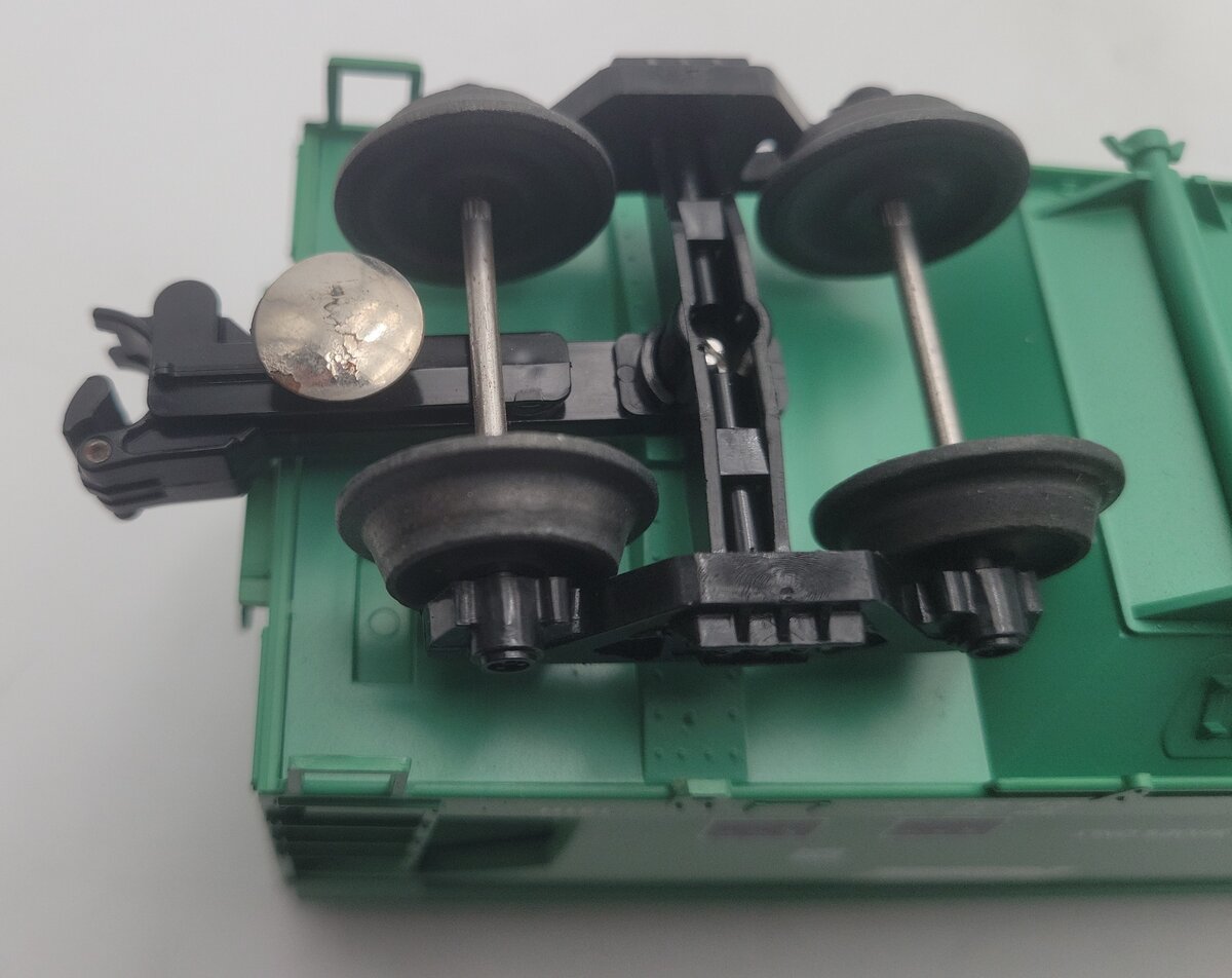 Weaver 892164 O Gauge Penn Central Centerflow Hopper (3 Rail) EX/Box
