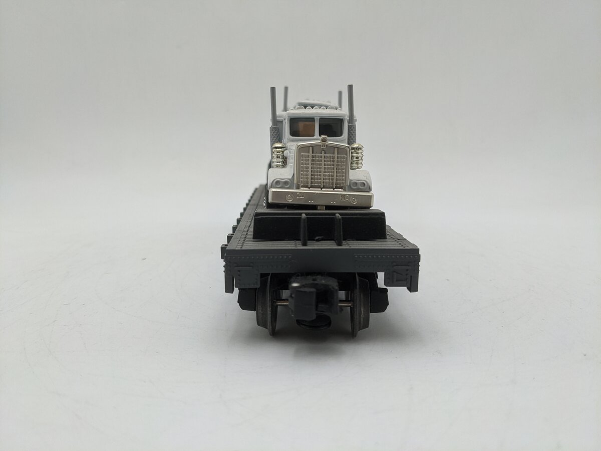 Lionel 6-17515 O Gauge Norfolk Southern Flatcar with 2 Semi Tractors EX