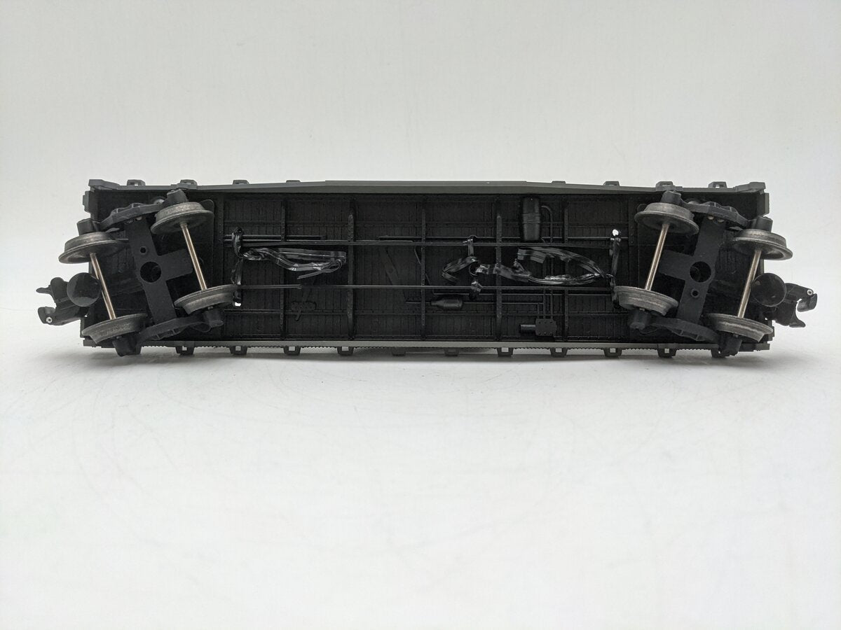 Lionel 6-17515 O Gauge Norfolk Southern Flatcar with 2 Semi Tractors EX