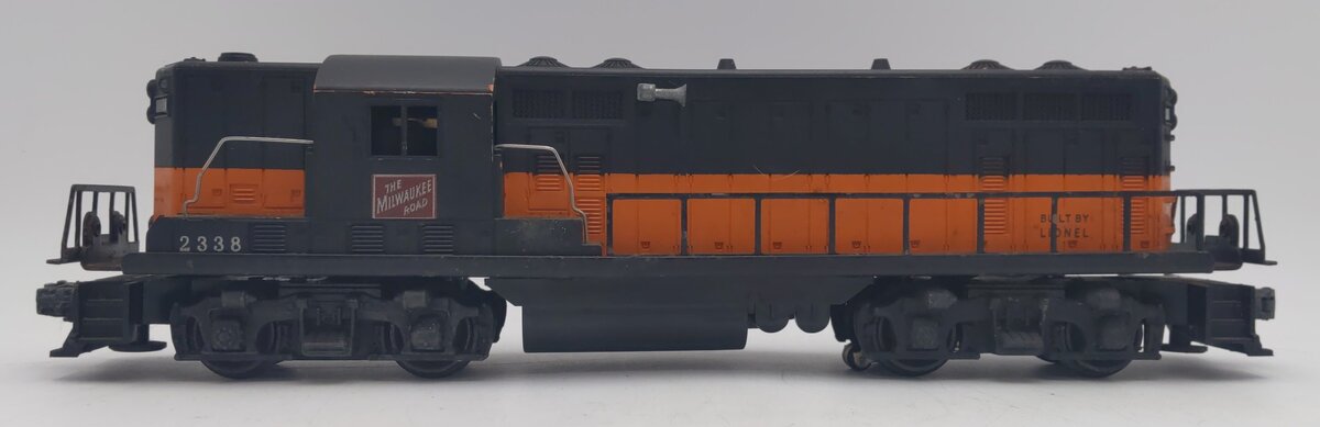 Lionel 2338 Vintage O Gauge Milwaukee Road Powered GP-7 Diesel Locomotive