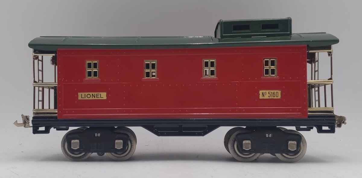 Lionel 5160 Standard Gauge Red and Green Caboose #5160 VG