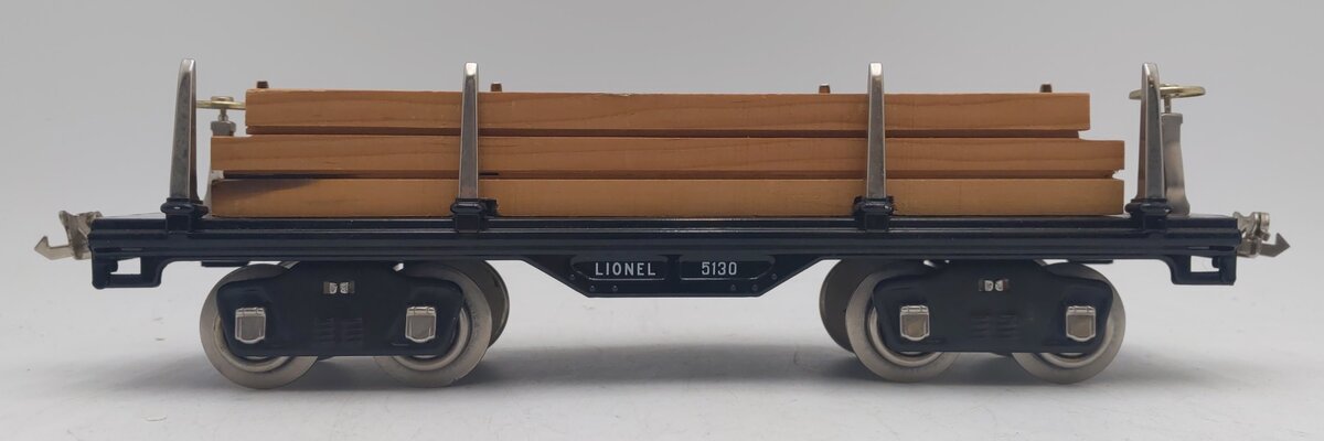Lionel Standard Gauge Flatcar w/Wood Load #5130 EX
