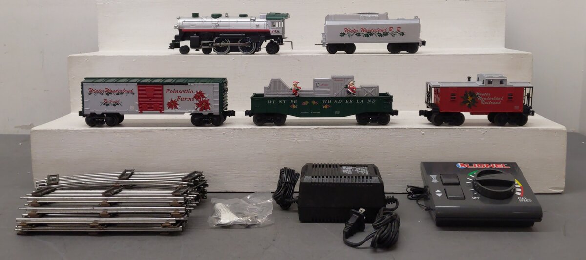 Lionel 6-31901 Winter Wonderland O Gauge Steam Train Set EX/Box