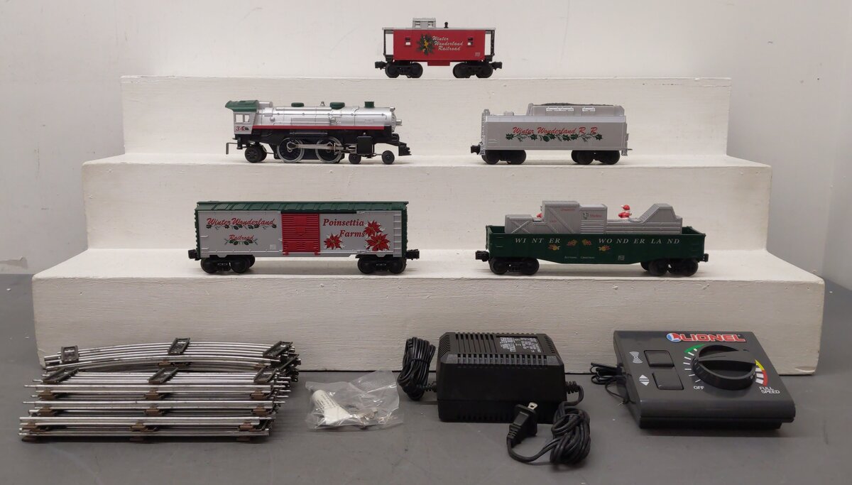 Lionel 6-31901 Winter Wonderland O Gauge Steam Train Set EX/Box