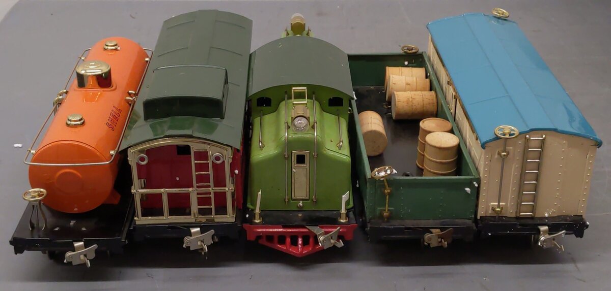 Lionel 6-13001 Standard Gauge 1-318 500 Series Electric Freight Train Set EX/Box