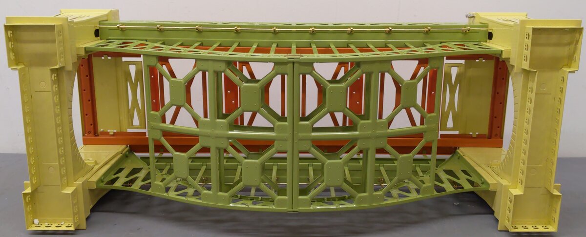 Lionel 6-32904 O Gauge Green & Cream Tinplate Hellgate Bridge #305 EX/Box