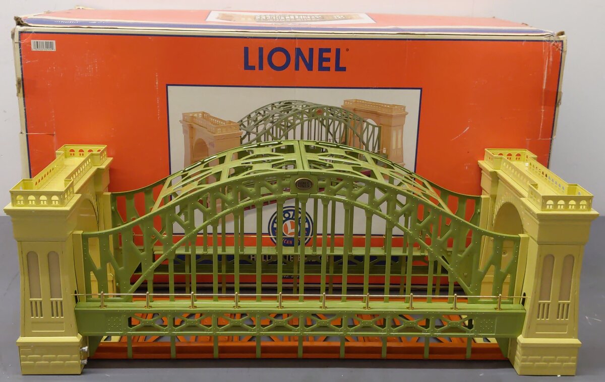 Lionel 6-32904 O Gauge Green & Cream Tinplate Hellgate Bridge #305 EX/Box