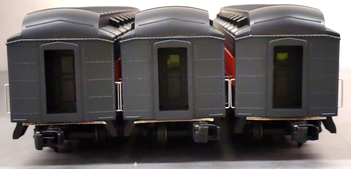 Lionel 6-15570 O Scale Long Island 18 inch Heavyweight Passenger Cars (Set of 3) LN/Box
