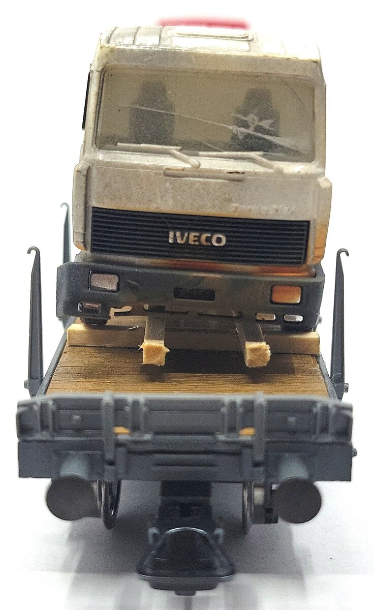 HAG 342-70 016 HO Scale SBB Flatcar w/ 2 Truck Load EX/Box