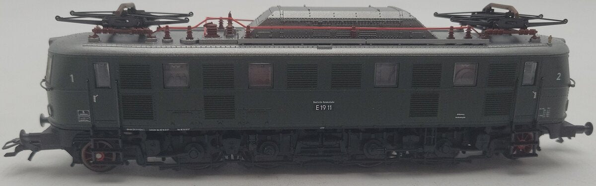 Marklin 39190 HO Scale Deutsche Bahn BR E 19 Digital Electric Locomotive LN/Box