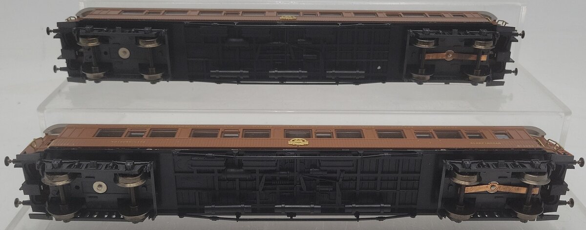 Marklin 42760 HO Scale Orient Express 2-Car Passenger Set LN/Box