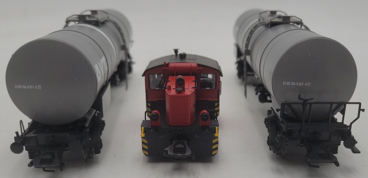 Marklin 26550 HO Scale Locomotive & Tank Cars (Set of 3) LN/Box