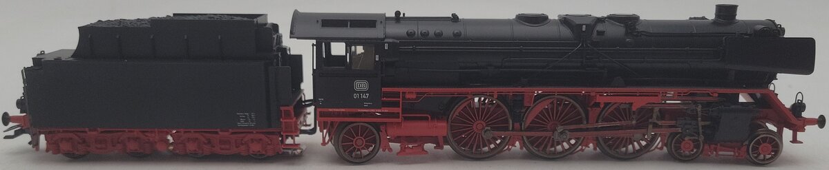 Marklin 39010 HO Scale Steam Cl 01 Exp Loco DB LN/Box