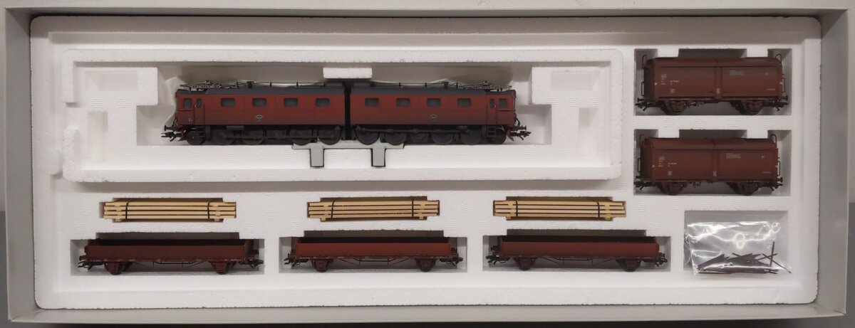Marklin 26805 HO Swedish State Railways Dm Heavy Electric Locomotive Ore Set NIB
