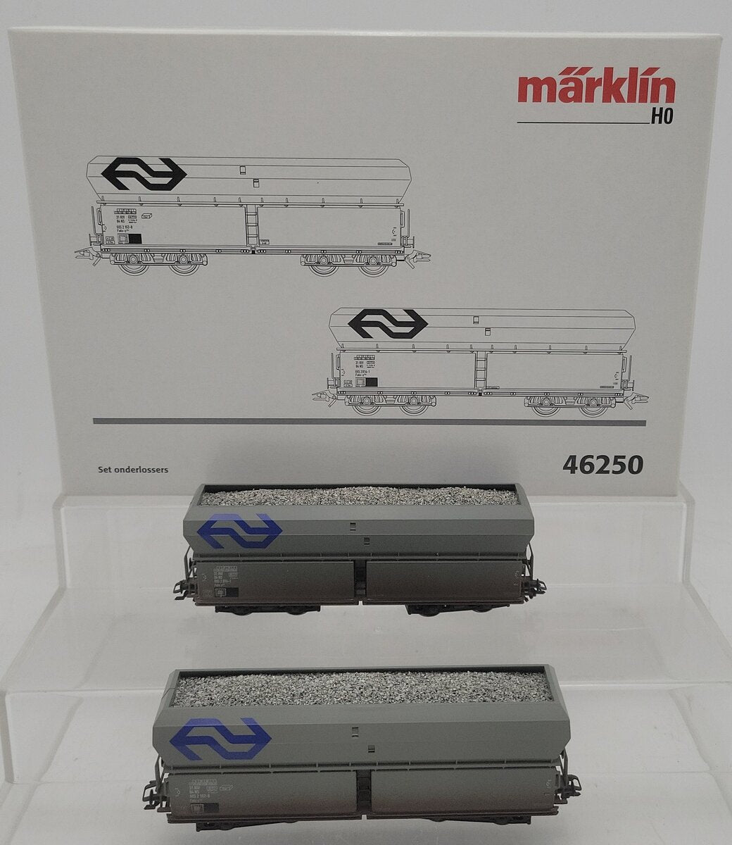 Marklin 46250 HO Ballast Hoppers (Set of 2) LN/Box