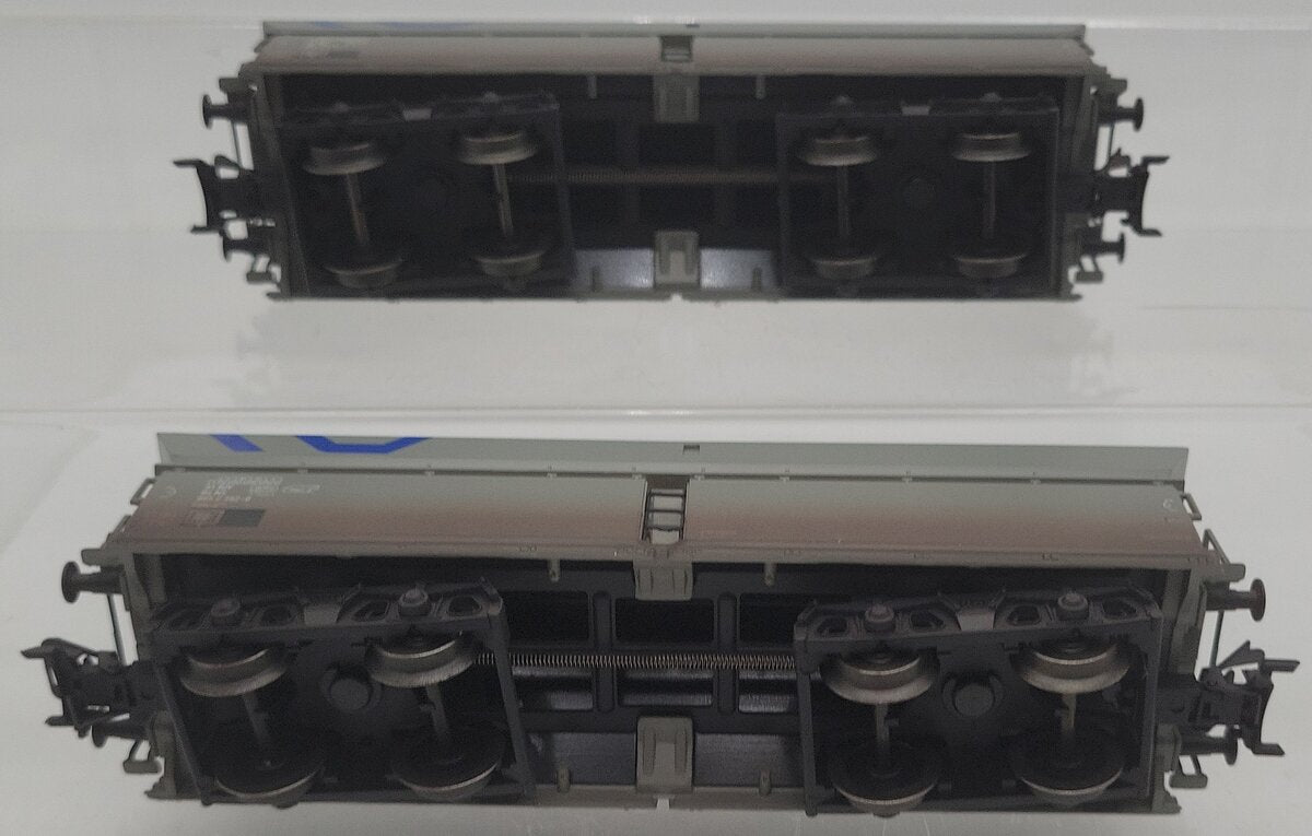 Marklin 46250 HO Ballast Hoppers (Set of 2) LN/Box