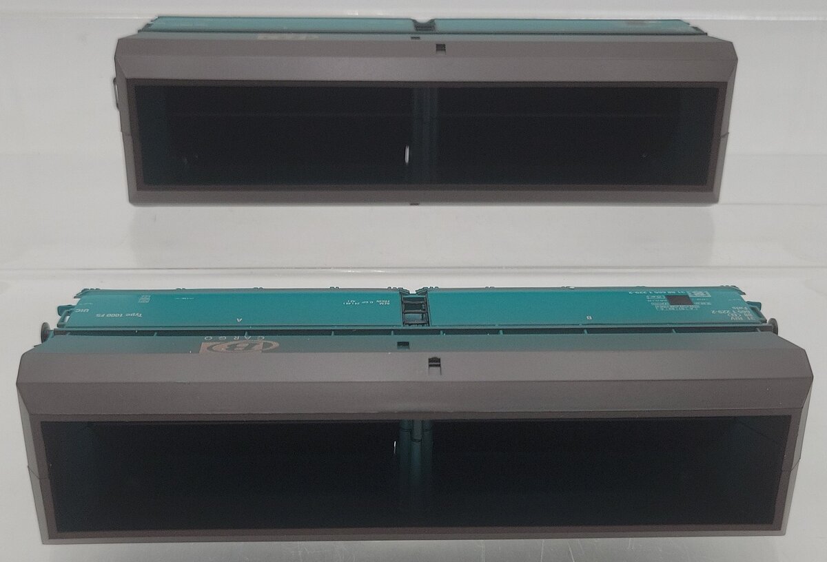 Marklin 46246 HO B Cargo High Capacity Hoppers (Set of 2) LN/Box