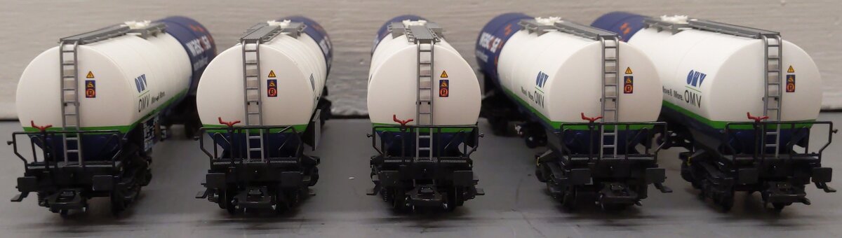 Marklin 46541 HO Scale DBAG Wascosa Tank 5-Car Set